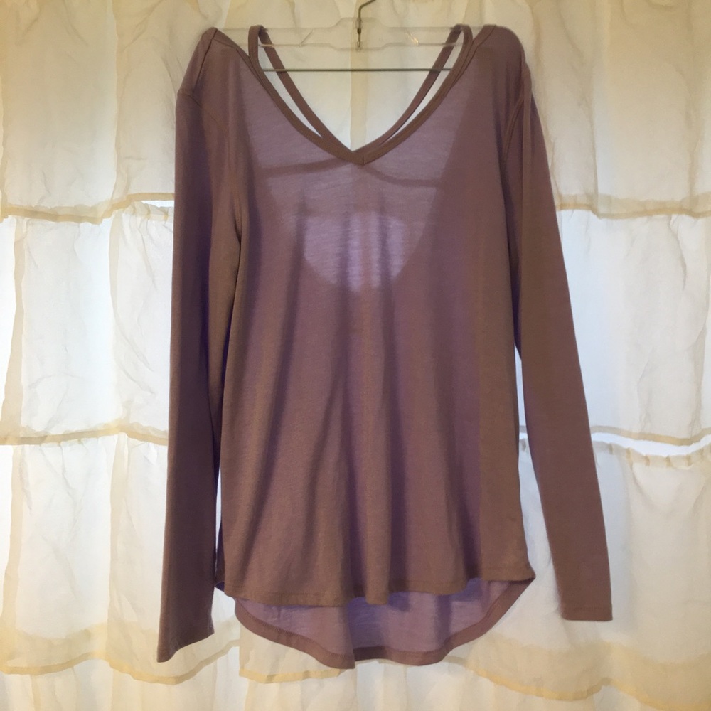 Old Navy Active Go-Dry long sleeve shirt